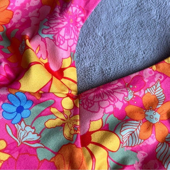 Shein Floral Hippie Retro Bohemian Two-Piece Bell Bottom Halter Crop Top Outfit - Picture 5 of 17